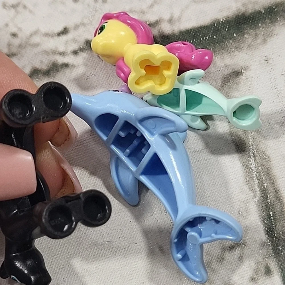LEGO Mini Figs Figures Animals Dolphins Horse‎ Colt Pony MLP Lot Of 4 Pieces